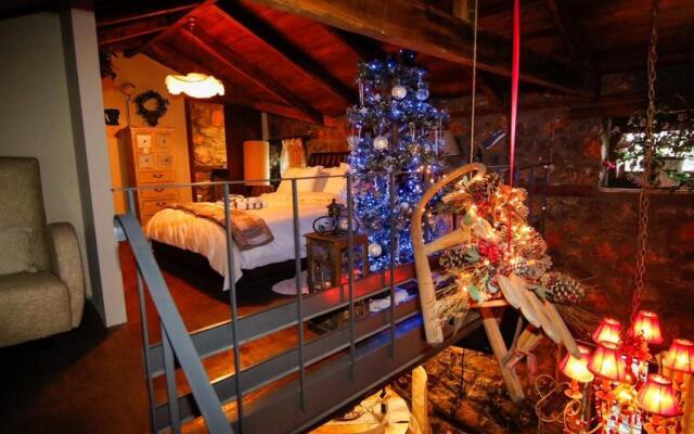 Charming 3-storey Loft with fireplace