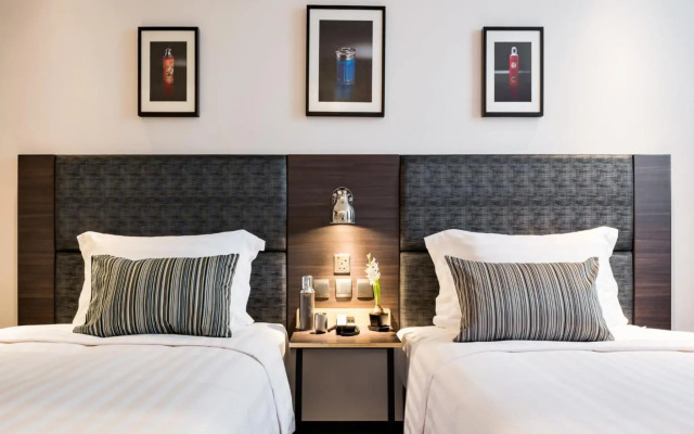 Camlux Hotel