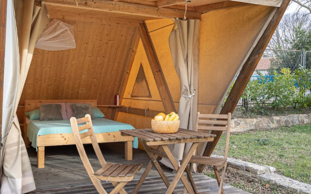 French Nateko Glamping Tent