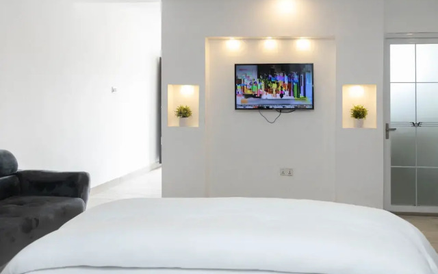 7 Brothers Apartments
