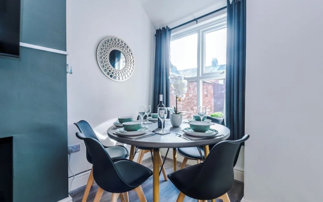 129 Walthall St Crewe