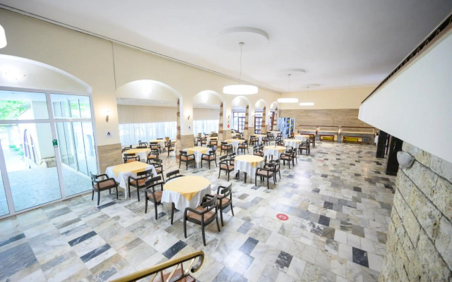 International House of Journalists Resort
