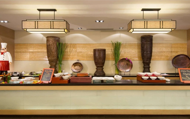 Quest Hotel & Conference Center