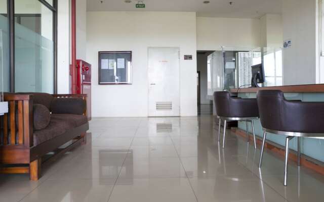 RedDoorz Apartment @ Tamansari Panoramic Soekarno