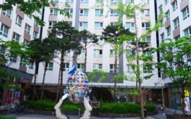 The November Stay Gangnam
