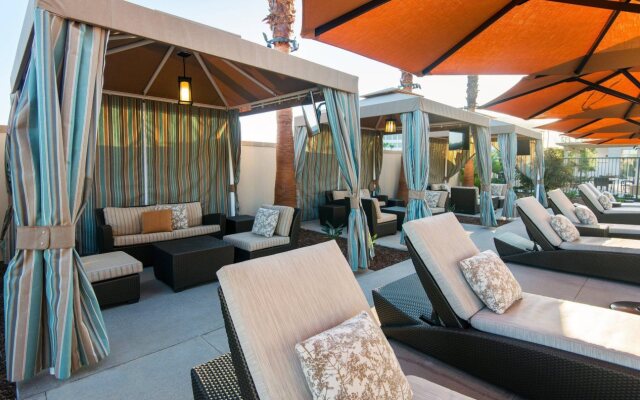 Courtyard Irvine Spectrum