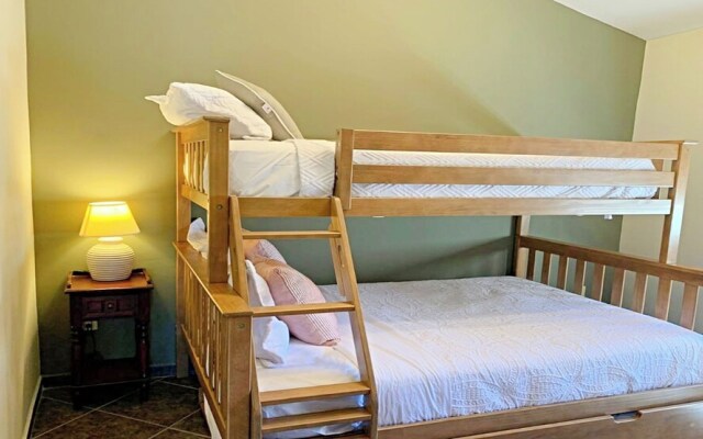 Villa Sonari 1 by Kivoya