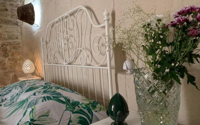 fiori catene tra le torri