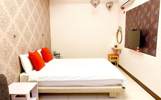 Snug Nine Inn