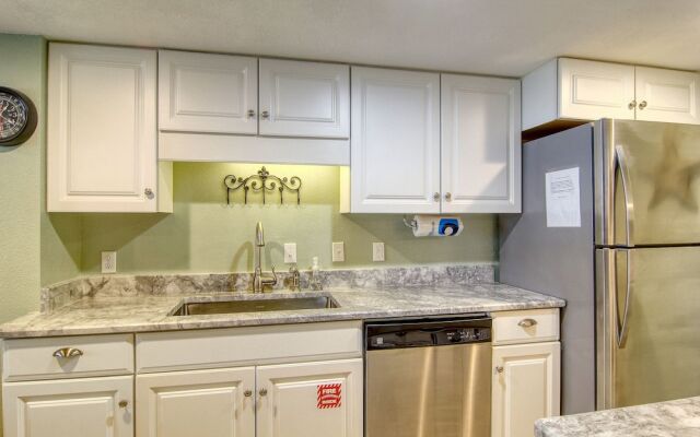 Pearl Marlin 205 by RedAwning