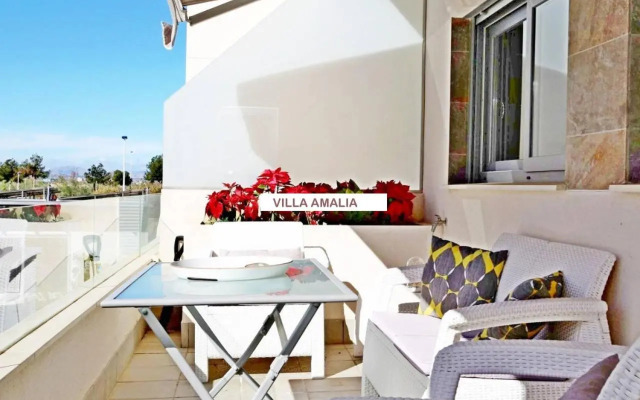 Beach Apartment Amalia