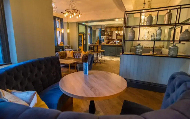 The Fleece Hotel
