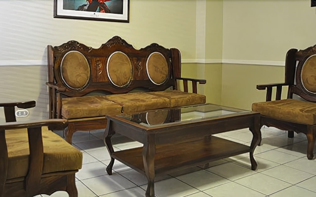 Prado Inn & Suites