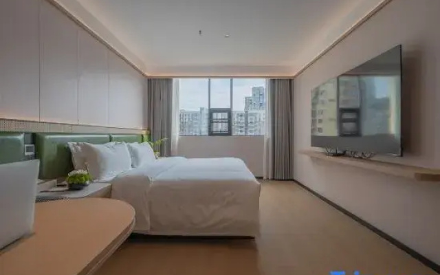 Yueyi Hotel (Huaihua Sports Center)