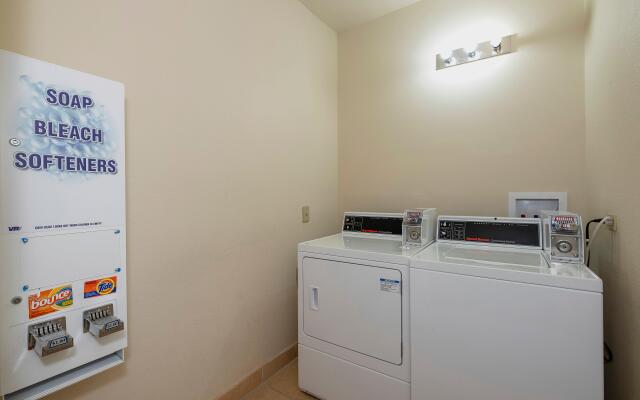 Red Roof Inn & Suites Monee