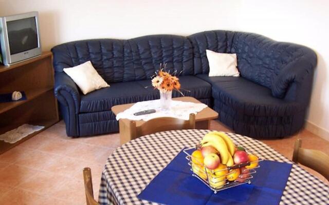 Seven Seas Apartments