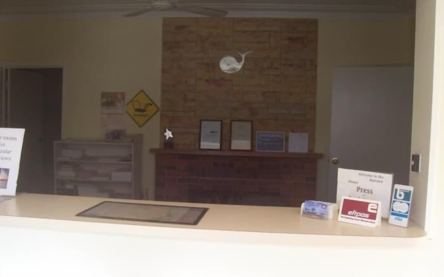 Bayview Motor Inn – Lobby – Eden