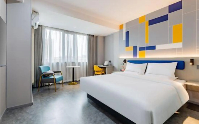 7Days Inn Chain Hotel (Baotou Zhengxiang Wanda Plaza)