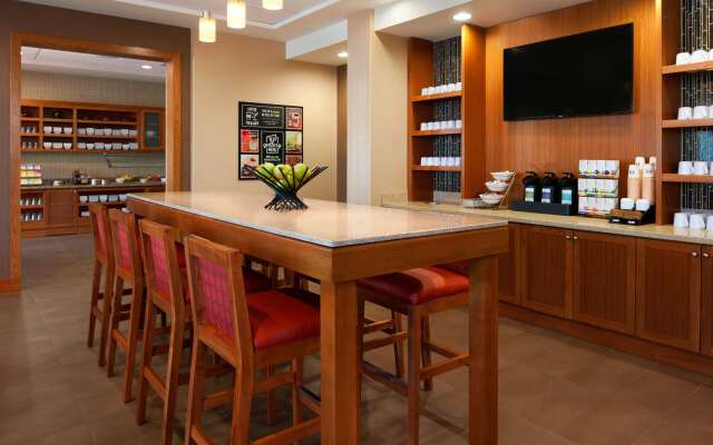 Hyatt Place Houston / The Woodlands