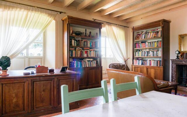 Suite Apartments in Villa del 1700
