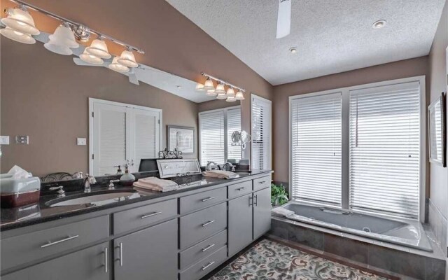 A Trip to Heaven - Five Bedroom Cabin