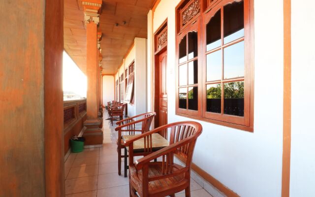 Taman Mekar Beach Inn 2