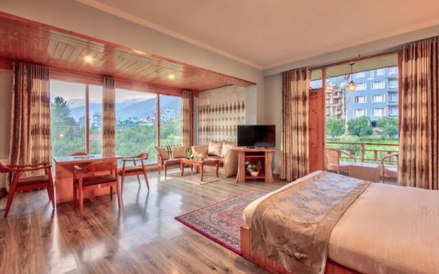 Snow Flakes Resort And Spa Centrally Heated Luxury Resort