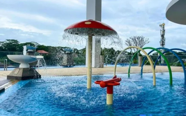 The Straits Suites & Residences Johor Bahru – Pool – Johor Bahru