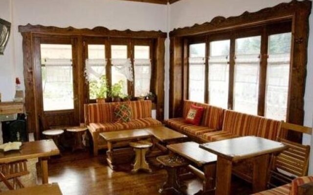 Guesthouse Theodorou