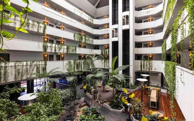 Novotel Darwin CBD