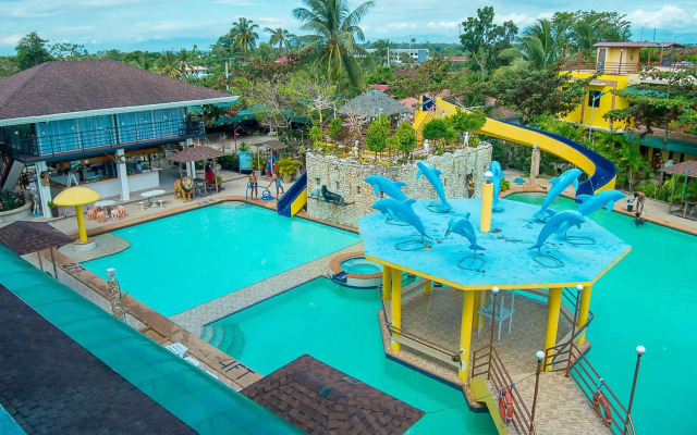 Moalboal Tropics