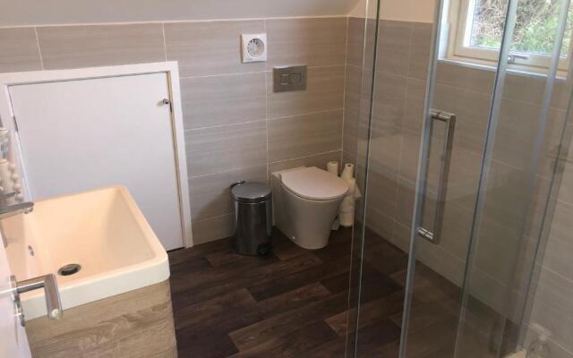 The Bamboo Lodge - B&B / self-catered apartment