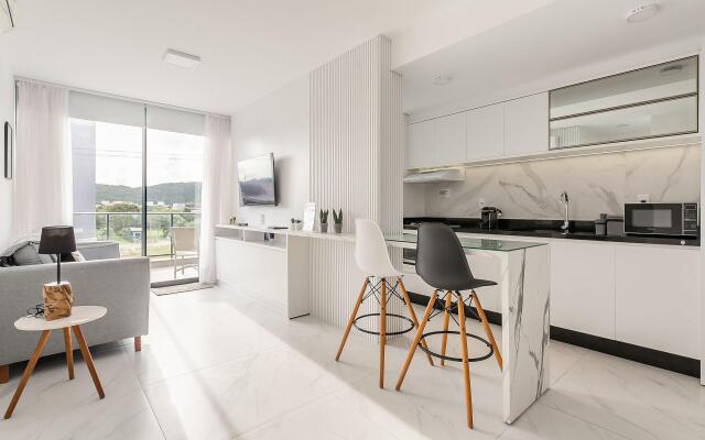 Rooftop com piscina em Jurerê Internacional #JA23