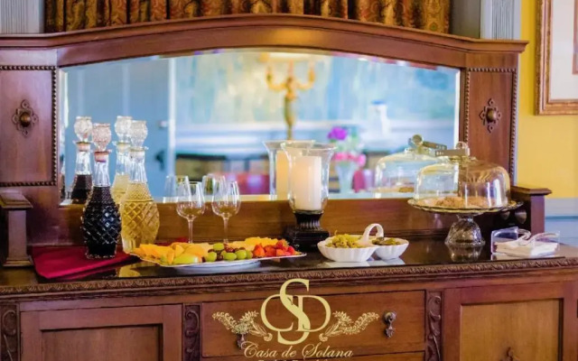 Casa De Solana Bed & Breakfast