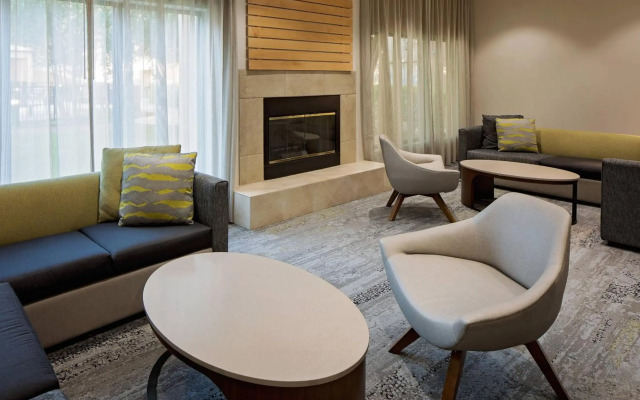 Courtyard by Marriott Houston Westchase