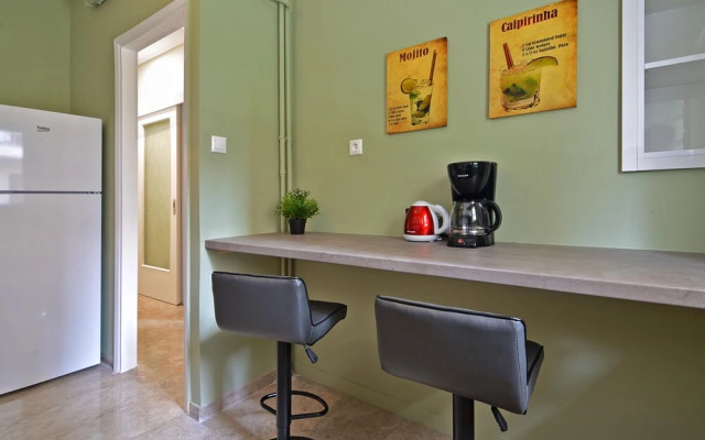 "Rolls Royce" elegant flat in P.Faliro district