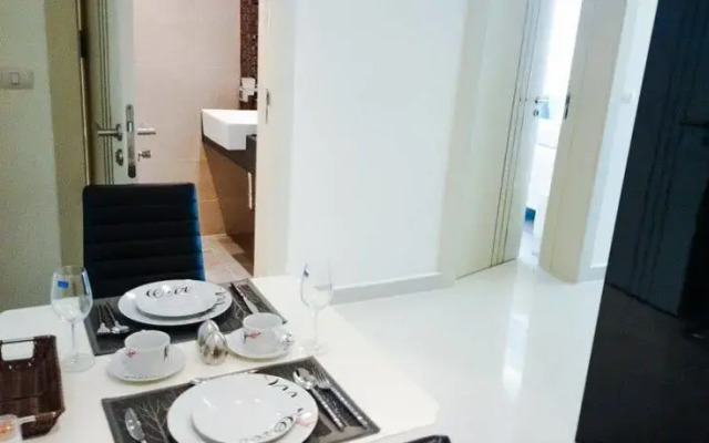 Luxury Cosy Beach View Condominium