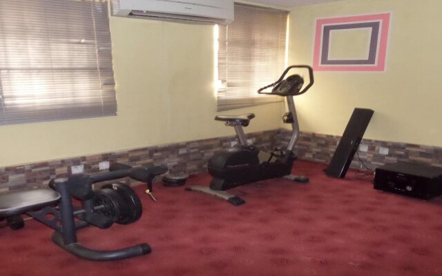 Silver Grandeur Hotel