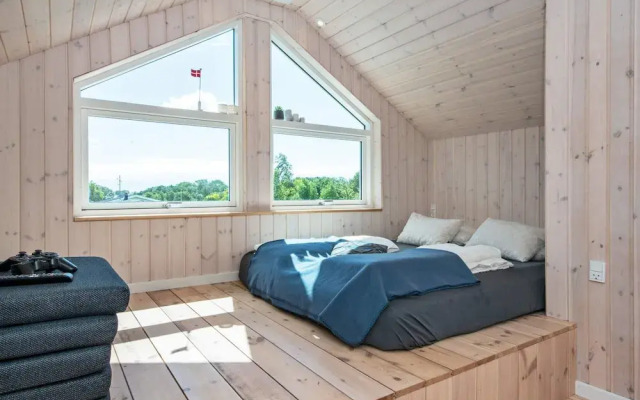 10 Person Holiday Home in Juelsminde-by Traum