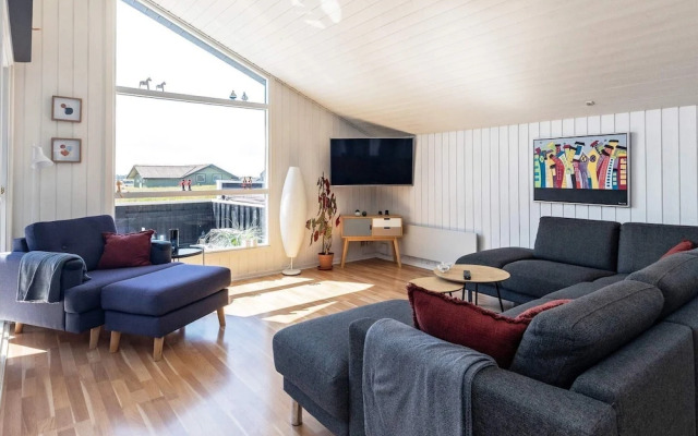 Cozy Holiday Home in Lokken, by sea