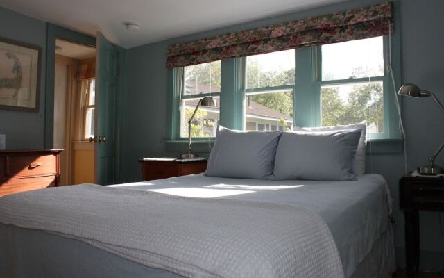 Chatham Guest Rooms