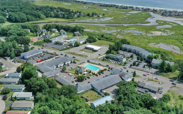Ogunquit Hotel & Suites