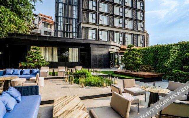 UFUN Plus Scenic Hotel (Nanning Nanhu Park Zhongshan Road)