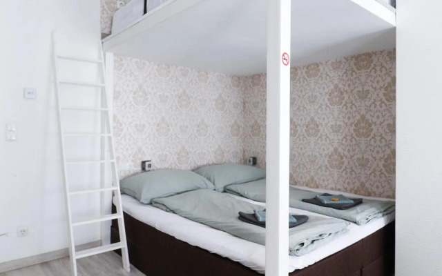 CozyNite Premium Apartment Favoriten 1