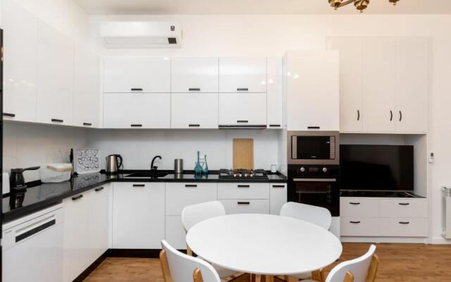 Charming 2BR Apartment in OldTbilisi
