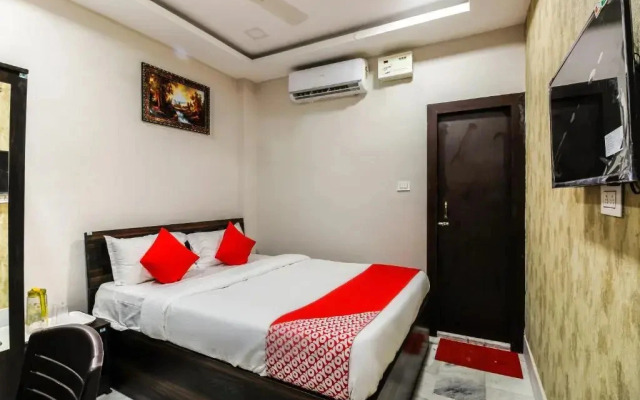 Shiva Guest House by OYO Rooms