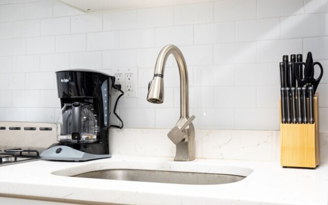 Two Bridges Apartments 30 Day Rentals