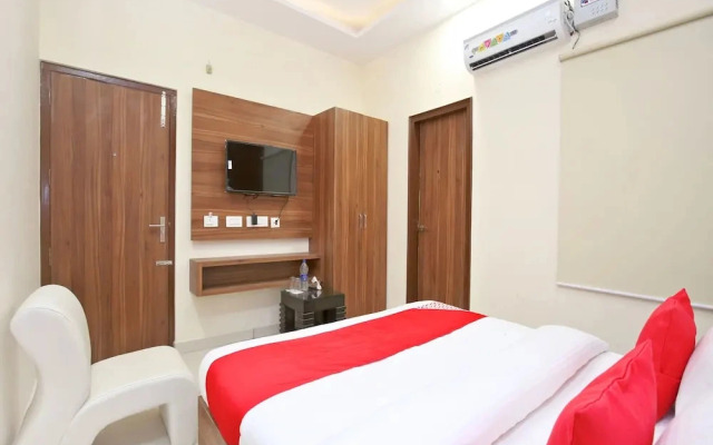Hotel 365 by OYO Rooms