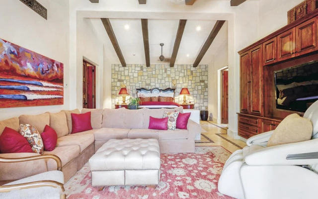 Blue Desert 11 - Casa De La Familia