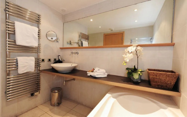 Pavillon Riviera 1 YourHostHelper